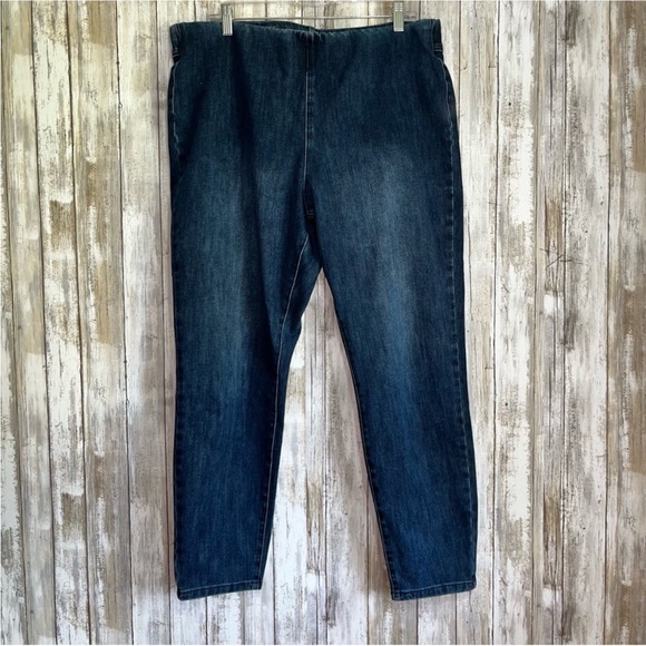 Soft Surroundings Ultimate Denim Pull On Skinny Jeans - Picture 2 of 6